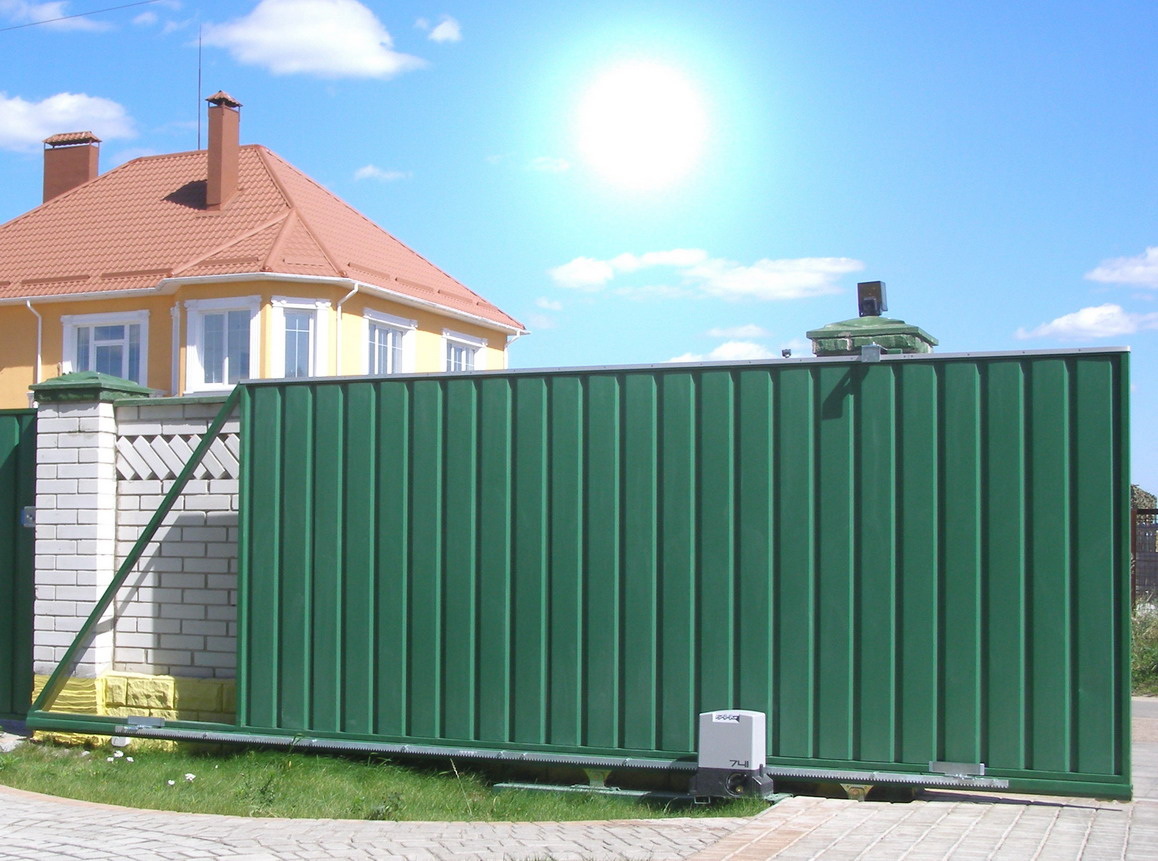 Откатные ворота в Пятигорске